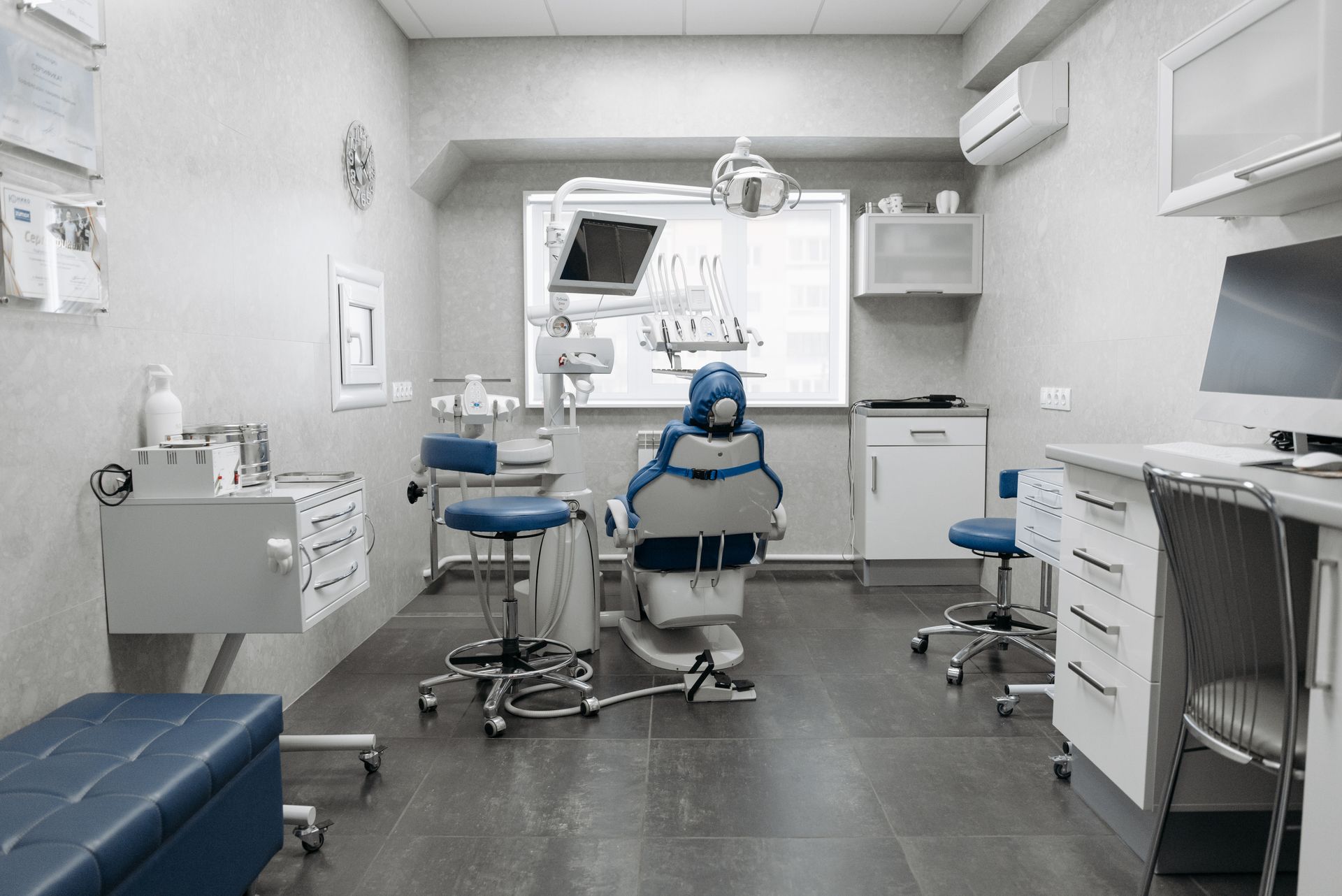 Modernes Behandlungszimmer
